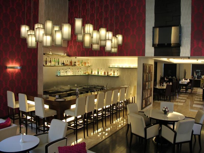 Radisson Hotel Sector 29 Gurugram Гургаон Экстерьер фото